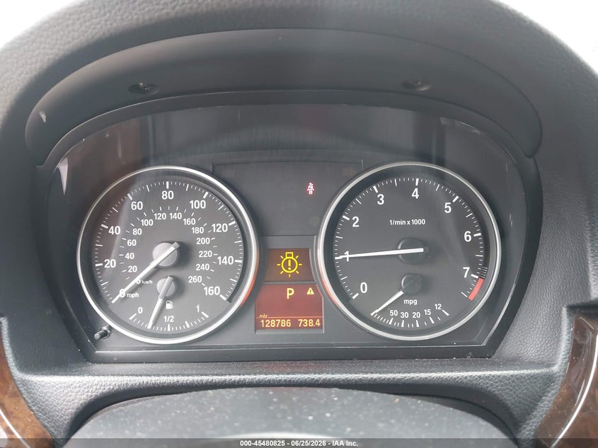 2011 BMW 3 series VIN WBAPH7G58BNN07944 IAAI salvage auction — FRONT END, Salvage (Georgia), sold $1,400 on 2026-07-17 (photo 7)