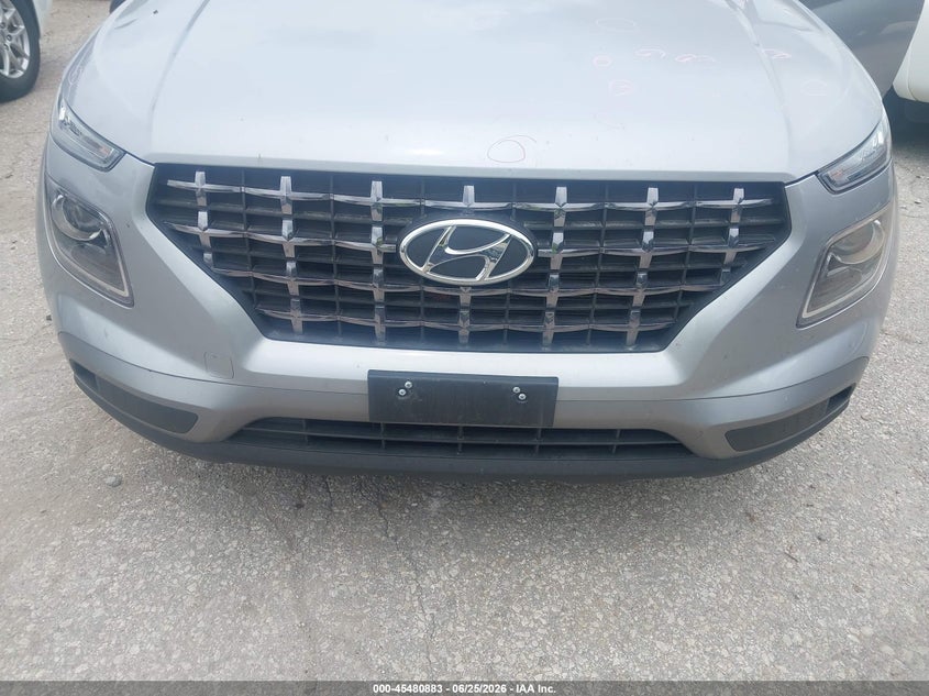 2025 Hyundai Venue VIN KMHRC8A30SU393155 IAAI salvage auction — HAIL, Clear (Illinois), sold $11,400 on 2026-07-08 (photo 6)