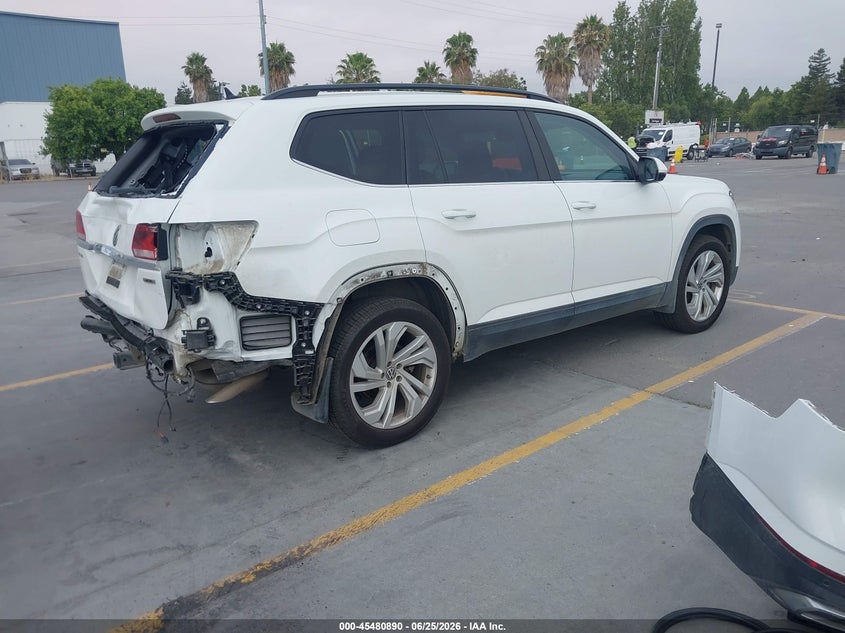 2021 Volkswagen Atlas VIN 1V2HR2CA1MC559777 IAAI salvage auction — REAR END, Salvage (California), sold $7,000 on 2026-07-29 (photo 4)