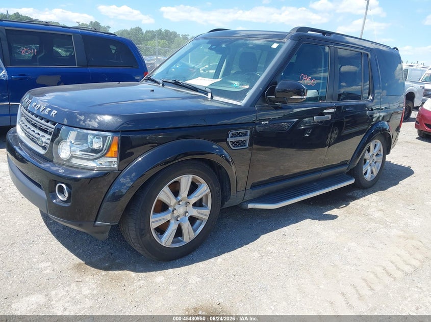 2016 Land rover Lr4 VIN SALAG2V69GA805016 IAAI salvage auction — NORMAL WEAR, Clear (Pennsylvania), sold $675 on 2026-07-22 (photo 2)