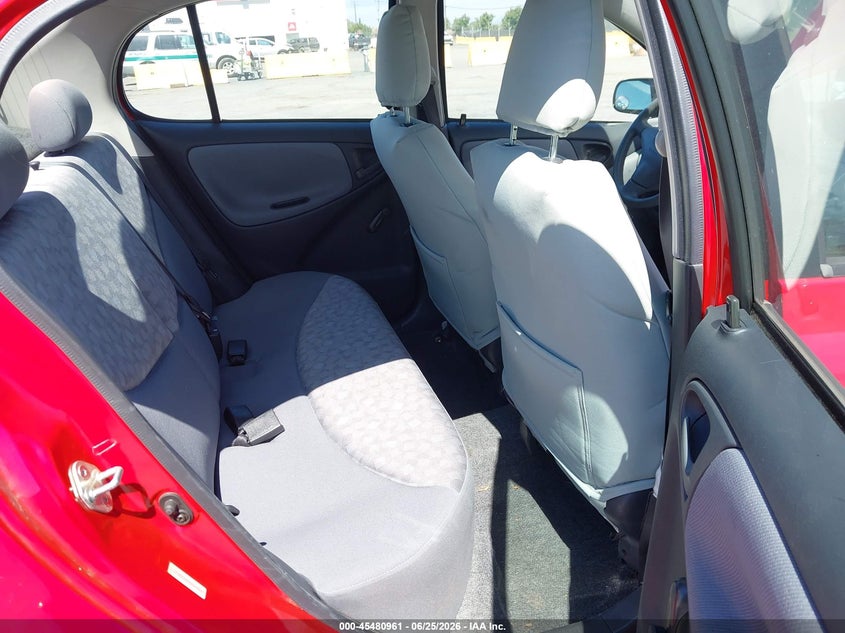2001 Toyota Echo VIN JTDBT183910163249 IAAI salvage auction — RIGHT REAR, Salvage (California), sold $1,325 on 2026-07-23 (photo 8)