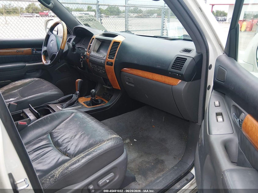 2004 Lexus Gx VIN JTJBT20X240041886 IAAI salvage auction — NORMAL WEAR, Clear (Louisiana), sold $2,450 on 2026-07-06 (photo 5)
