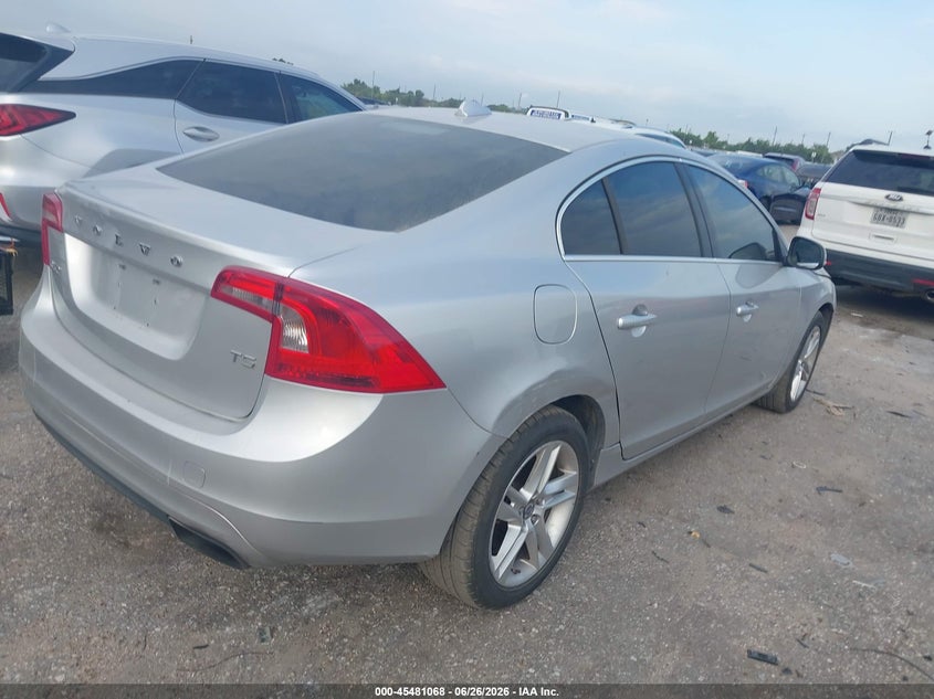 2015 Volvo S60 VIN YV126MFK3F1342496 IAAI salvage auction — RIGHT FRONT, Original (Texas), sold $775 on 2026-07-15 (photo 4)