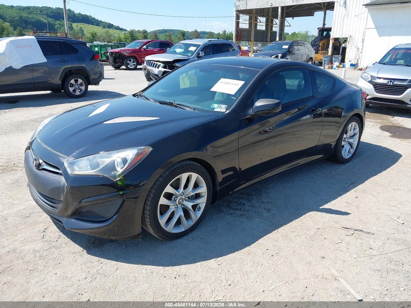 2013 Hyundai Genesis VIN KMHHT6KD0DU102812 IAAI salvage auction — NORMAL WEAR, Salvage Title, sold $375 on 2026-07-29 (photo 2)