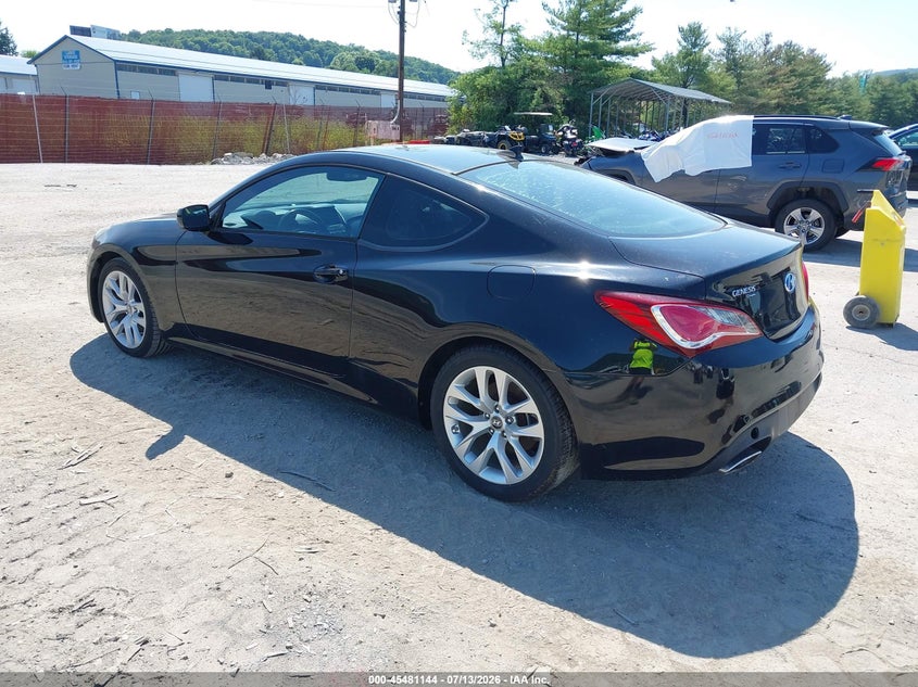 2013 Hyundai Genesis VIN KMHHT6KD0DU102812 IAAI salvage auction — NORMAL WEAR, Salvage Title, sold $375 on 2026-07-29 (photo 3)