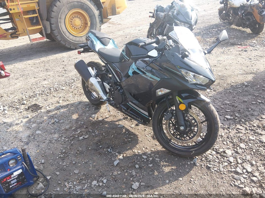 2020 Kawasaki Ex VIN JKAEXKG11LDA64828 IAAI salvage auction — RIGHT SIDE, Salvage (Virginia), sold $275 on 2026-07-28 (photo 1)