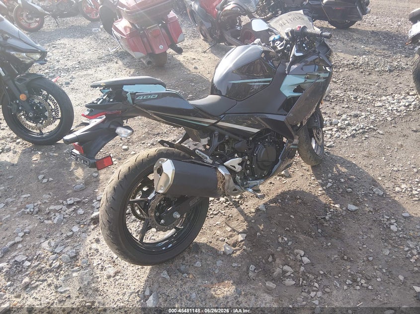 2020 Kawasaki Ex VIN JKAEXKG11LDA64828 IAAI salvage auction — RIGHT SIDE, Salvage (Virginia), sold $275 on 2026-07-28 (photo 4)