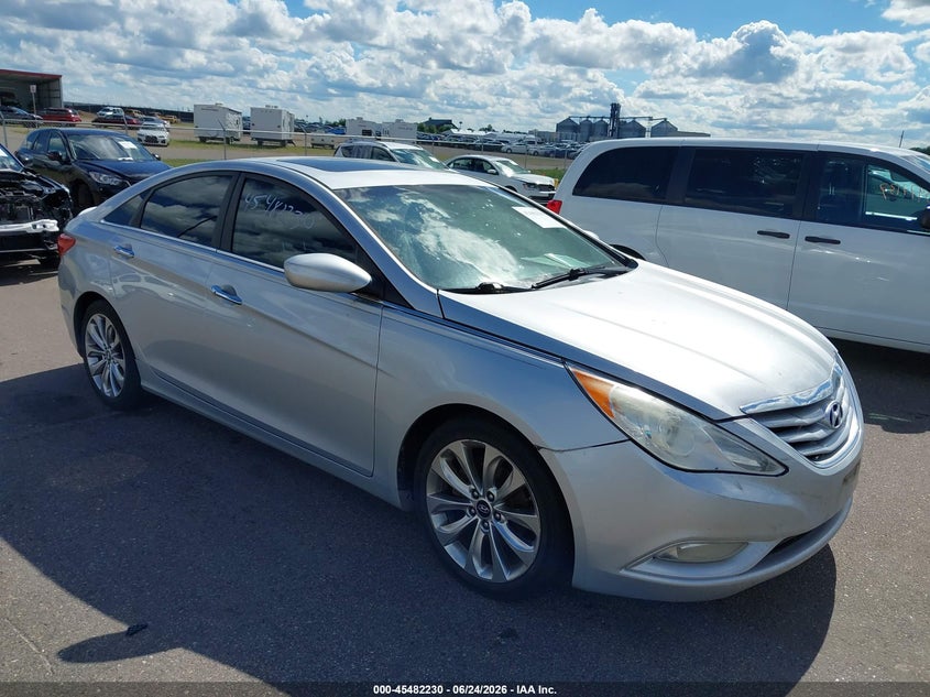 2013 Hyundai Sonata VIN 5NPEC4AC8DH777953 IAAI salvage auction — FRONT END, Clear (Minnesota), sold $875 on 2026-07-20 (photo 1)