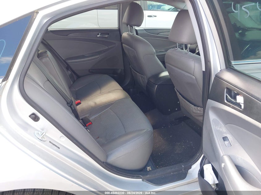 2013 Hyundai Sonata VIN 5NPEC4AC8DH777953 IAAI salvage auction — FRONT END, Clear (Minnesota), sold $875 on 2026-07-20 (photo 8)
