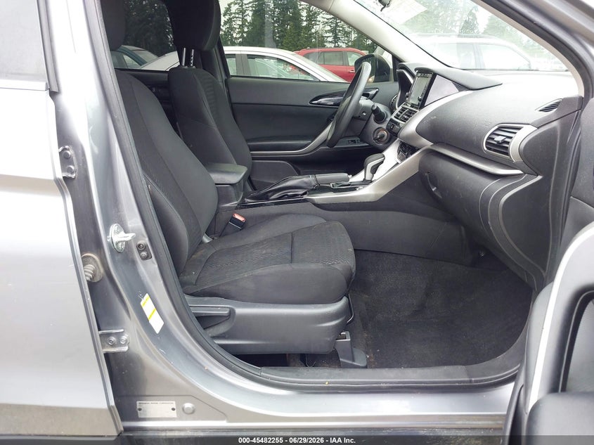 2019 Mitsubishi Eclipse cross VIN JA4AT3AA3KZ034253 IAAI salvage auction — NORMAL WEAR, Clear (Washington), sold $2,150 on 2026-07-15 (photo 5)