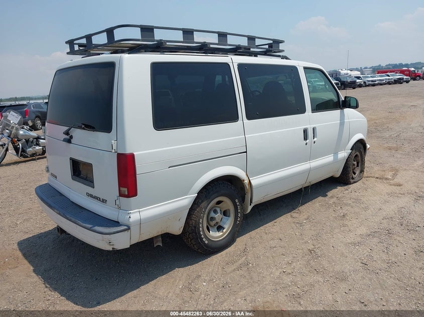 2002 Chevrolet Astro VIN 1GNEL19X12B134680 IAAI salvage auction — BIO HAZARD, Clear (Colorado), sold $75 on 2026-07-08 (photo 4)