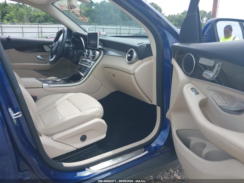 2019 Mercedes-benz Glc VIN WDC0G4JB9KV160123 IAAI salvage auction — FRONT END, Salvage (Louisiana), sold $5,200 on 2026-07-18 (photo 5)