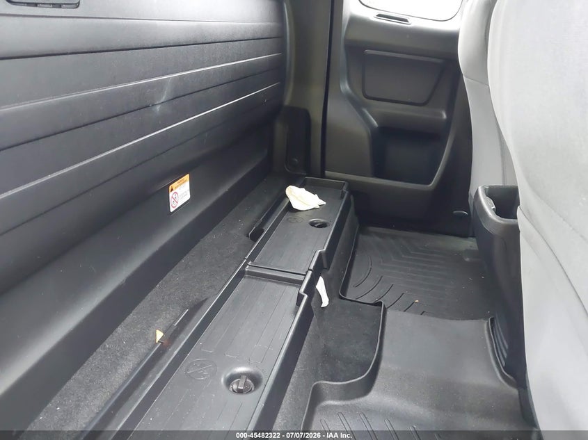 2019 Toyota Tacoma VIN 5TFSX5EN0KX064006 IAAI salvage auction — FRONT END, Salvage (Rhode Island), sold $8,300 on 2026-07-28 (photo 8)