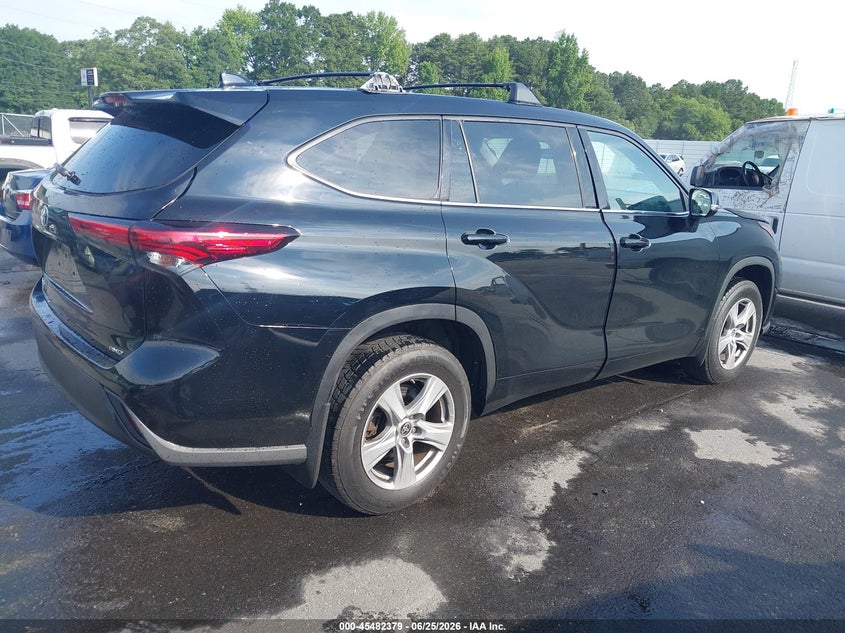 2021 Toyota Highlander VIN 5TDCZRBHXMS530800 IAAI salvage auction — FRONT END, Clear (Massachusetts), sold $12,000 on 2026-07-11 (photo 4)