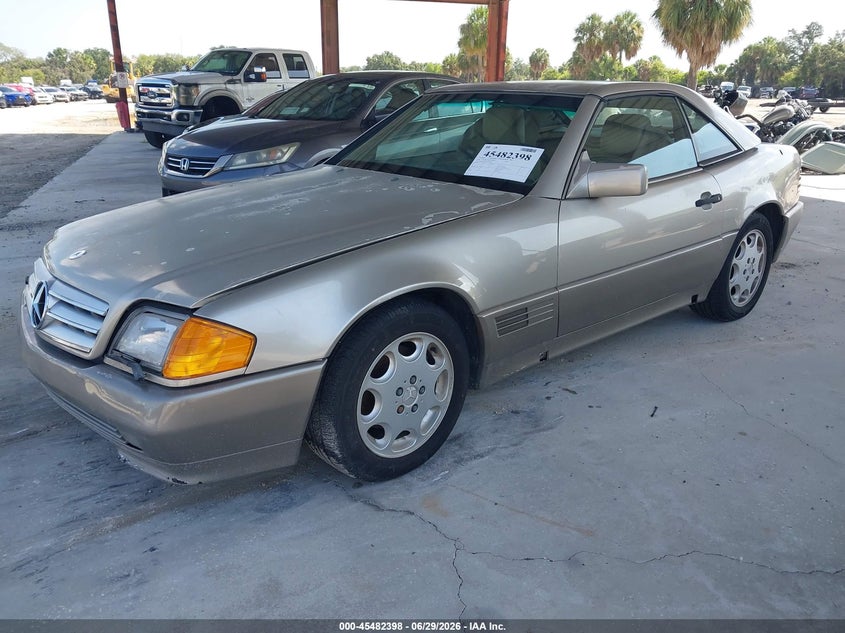 1992 Mercedes-benz 500 VIN WDBFA66E5NF049520 IAAI salvage auction — FRONT & REAR, Clear (Florida), sold $25 on 2026-07-07 (photo 2)