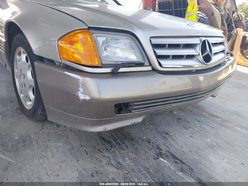 1992 Mercedes-benz 500 VIN WDBFA66E5NF049520 IAAI salvage auction — FRONT & REAR, Clear (Florida), sold $25 on 2026-07-07 (photo 6)