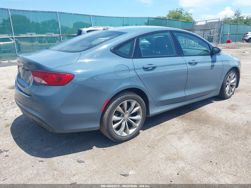 2015 Chrysler 200 VIN 1C3CCCBB4FN649689 IAAI salvage auction — LEFT SIDE, Salvage (Indiana), sold $600 on 2026-09-05 (photo 4)