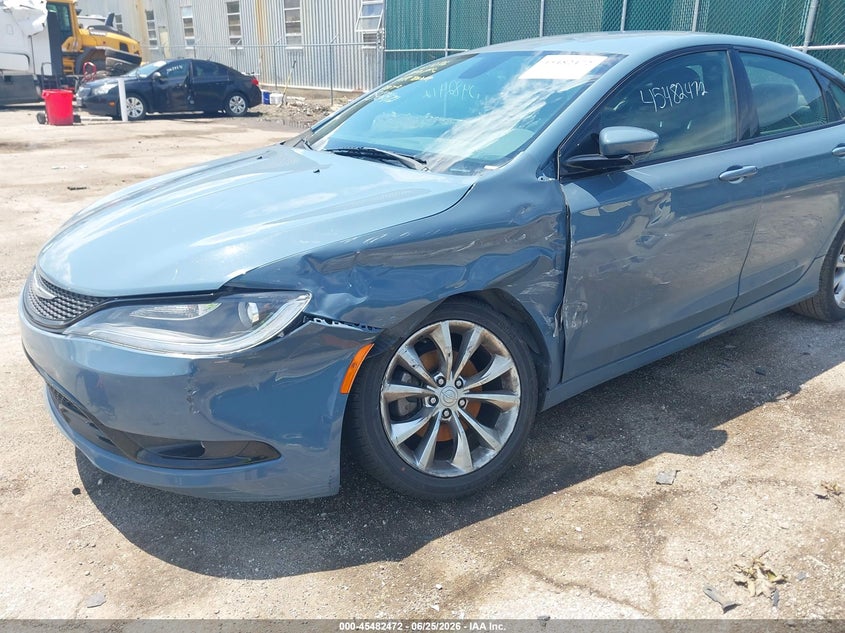2015 Chrysler 200 VIN 1C3CCCBB4FN649689 IAAI salvage auction — LEFT SIDE, Salvage (Indiana), sold $600 on 2026-09-05 (photo 6)