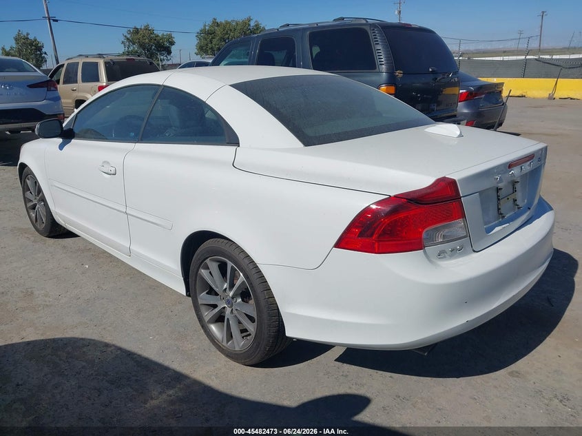 2012 Volvo C70 VIN YV1672MC4CJ131589 IAAI salvage auction — NORMAL WEAR, Clear-Dealer Only (Texas), sold $875 on 2026-07-09 (photo 3)