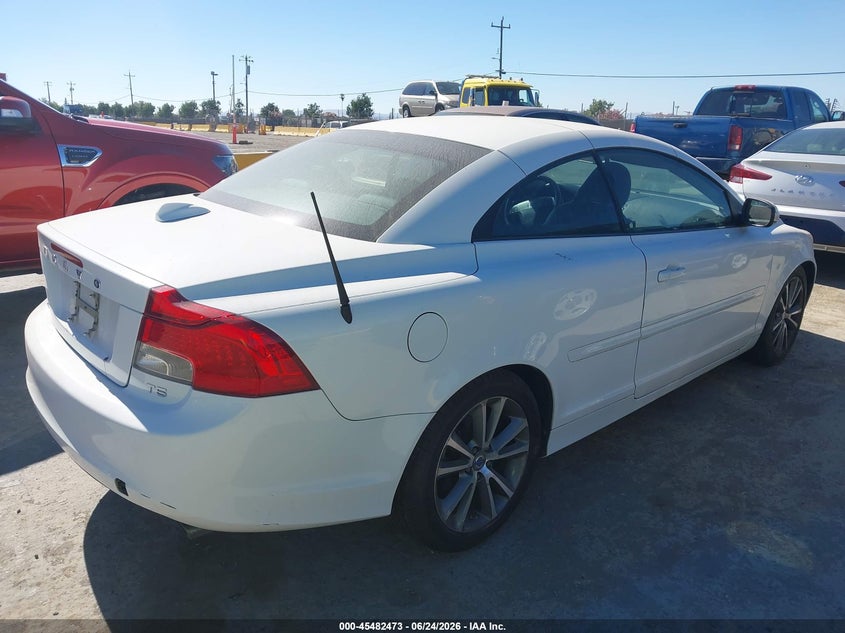 2012 Volvo C70 VIN YV1672MC4CJ131589 IAAI salvage auction — NORMAL WEAR, Clear-Dealer Only (Texas), sold $875 on 2026-07-09 (photo 4)