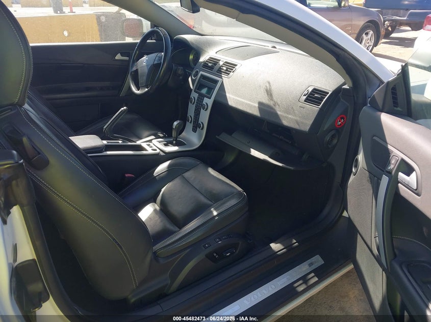 2012 Volvo C70 VIN YV1672MC4CJ131589 IAAI salvage auction — NORMAL WEAR, Clear-Dealer Only (Texas), sold $875 on 2026-07-09 (photo 5)