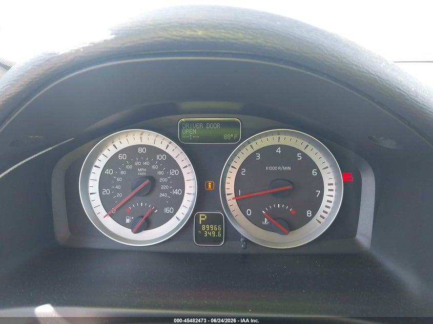 2012 Volvo C70 VIN YV1672MC4CJ131589 IAAI salvage auction — NORMAL WEAR, Clear-Dealer Only (Texas), sold $875 on 2026-07-09 (photo 7)