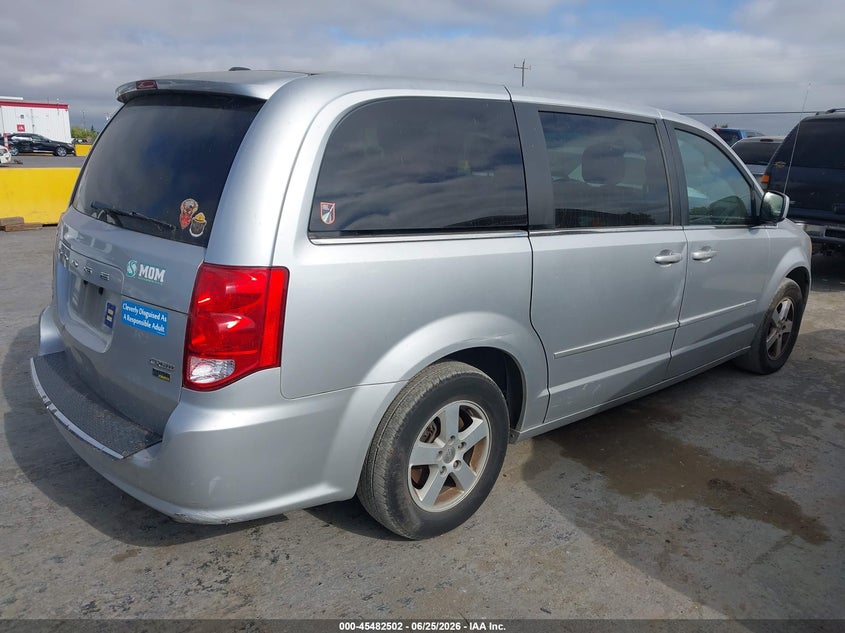2012 Dodge Caravan VIN 2C4RDGDG4CR205956 IAAI salvage auction — NORMAL WEAR, Clear - Dealer Only (California), sold $425 on 2026-07-09 (photo 4)