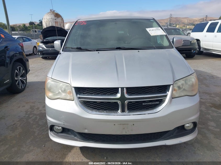 2012 Dodge Caravan VIN 2C4RDGDG4CR205956 IAAI salvage auction — NORMAL WEAR, Clear - Dealer Only (California), sold $425 on 2026-07-09 (photo 6)