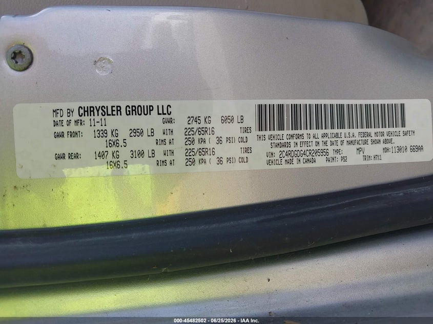 2012 Dodge Caravan VIN 2C4RDGDG4CR205956 IAAI salvage auction — NORMAL WEAR, Clear - Dealer Only (California), sold $425 on 2026-07-09 (photo 9)