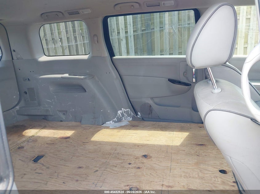 2012 Nissan Quest VIN JN8AE2KP3C9050939 IAAI salvage auction — NORMAL WEAR, Clear (Virginia), sold $25 on 2026-07-13 (photo 8)