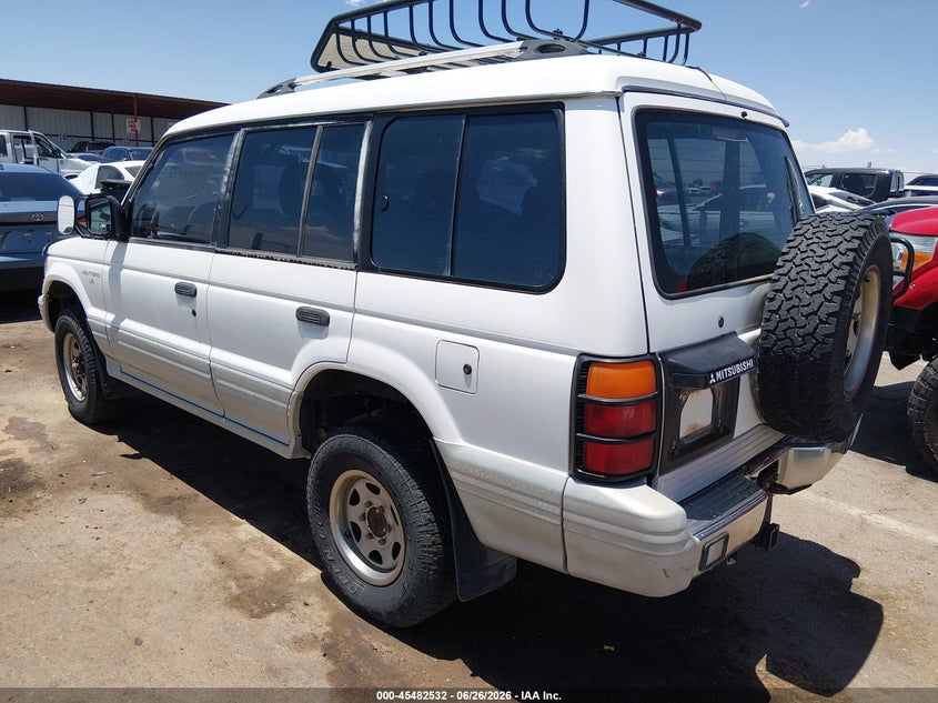 1995 Mitsubishi Montero VIN JA4MR41H8SJ013251 IAAI salvage auction — NORMAL WEAR, Clear (New Mexico), sold $675 on 2026-07-08 (photo 3)