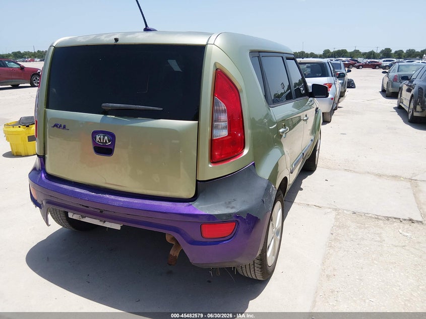 2013 Kia Soul VIN KNDJT2A69D7575320 IAAI salvage auction — NORMAL WEAR, Original (Texas), sold $650 on 2026-08-01 (photo 4)
