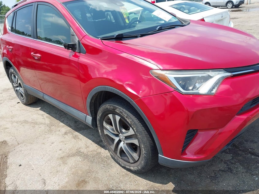 2017 Toyota Rav 4 VIN JTMZFREV8HJ119046 IAAI salvage auction — UNDERCARRIAGE, Salvage (Virginia), sold $6,300 on 2026-07-24 (photo 6)
