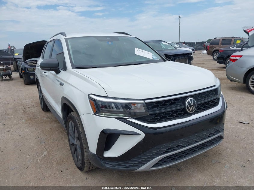 2022 Volkswagen Taos VIN 3VVDX7B24NM046909 IAAI salvage auction — LEFT SIDE, Wait Title, sold $3,550 on 2026-09-01 (photo 1)