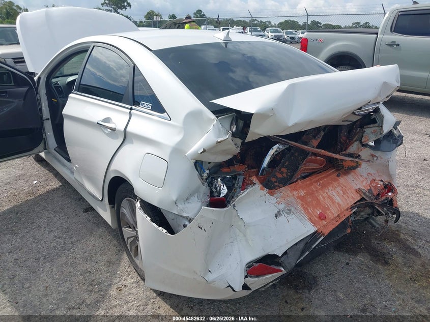 2013 Hyundai Sonata VIN KMHEC4A40DA096858 IAAI salvage auction — REAR END, Rebuildable (Florida), sold $675 on 2026-07-16 (photo 6)