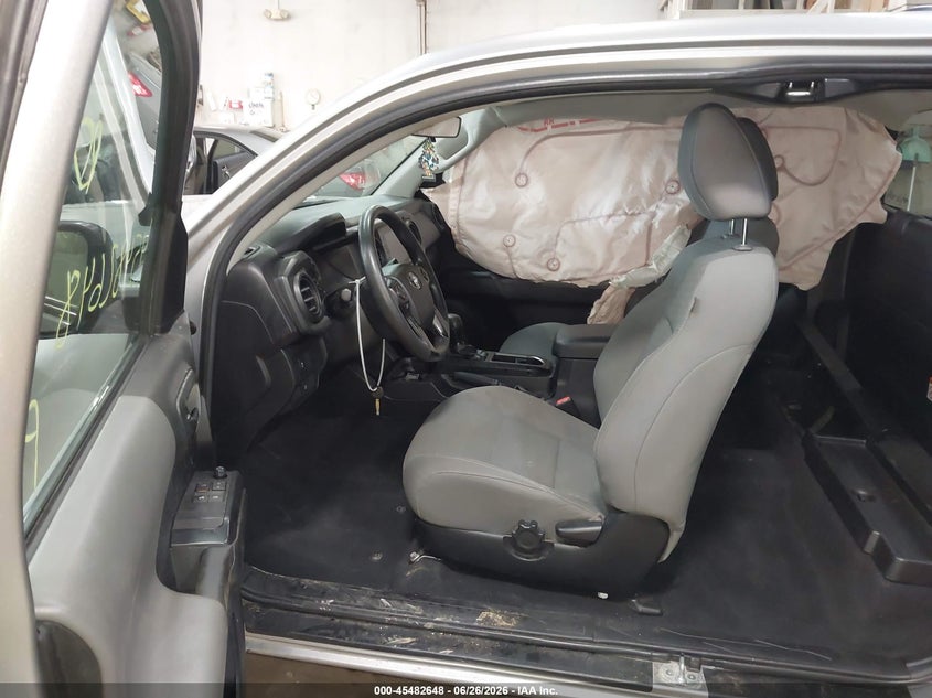 2022 Toyota Tacoma VIN 3TYSX5ENXNT012008 IAAI salvage auction — SIDE, Salvage (Pennsylvania), sold $7,000 on 2026-07-31 (photo 5)