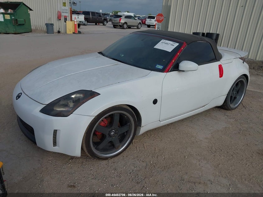 2005 Nissan 350z VIN JN1AZ36D45M700242 IAAI salvage auction — NORMAL WEAR, Original (Texas), sold $750 on 2026-07-29 (photo 2)