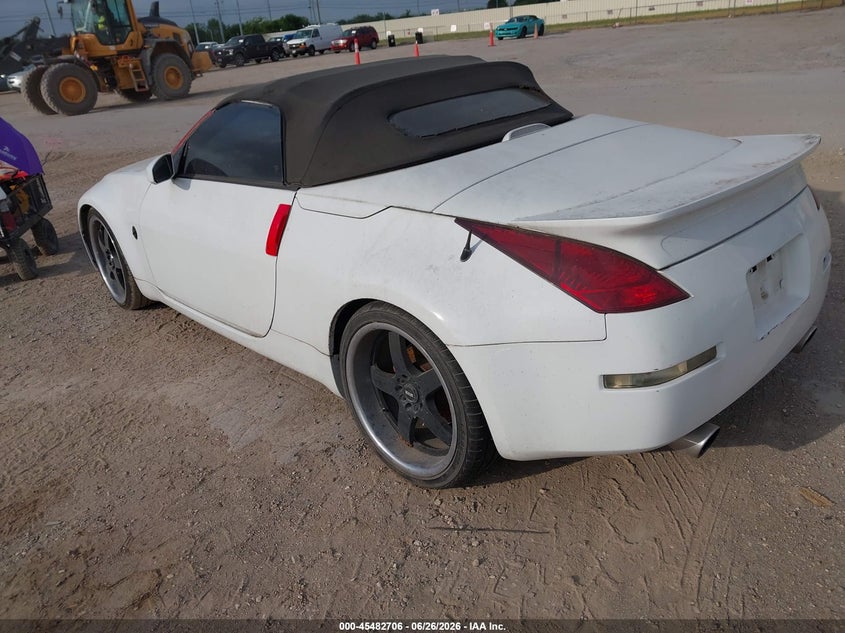 2005 Nissan 350z VIN JN1AZ36D45M700242 IAAI salvage auction — NORMAL WEAR, Original (Texas), sold $750 on 2026-07-29 (photo 3)