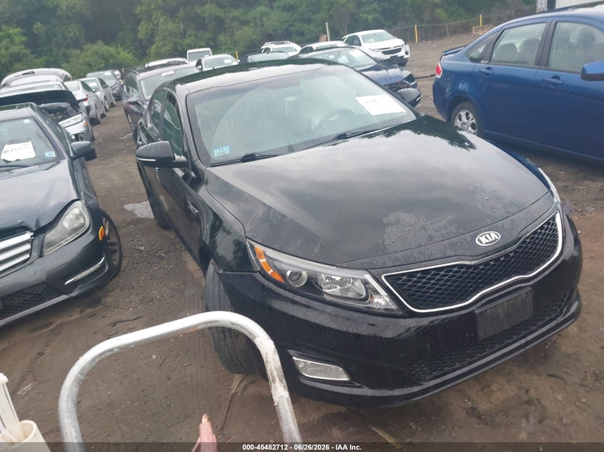 2014 Kia Optima VIN 5XXGM4A75EG294927 IAAI salvage auction — LEFT FRONT, Clear (Massachusetts), sold $425 on 2026-07-07 (photo 1)