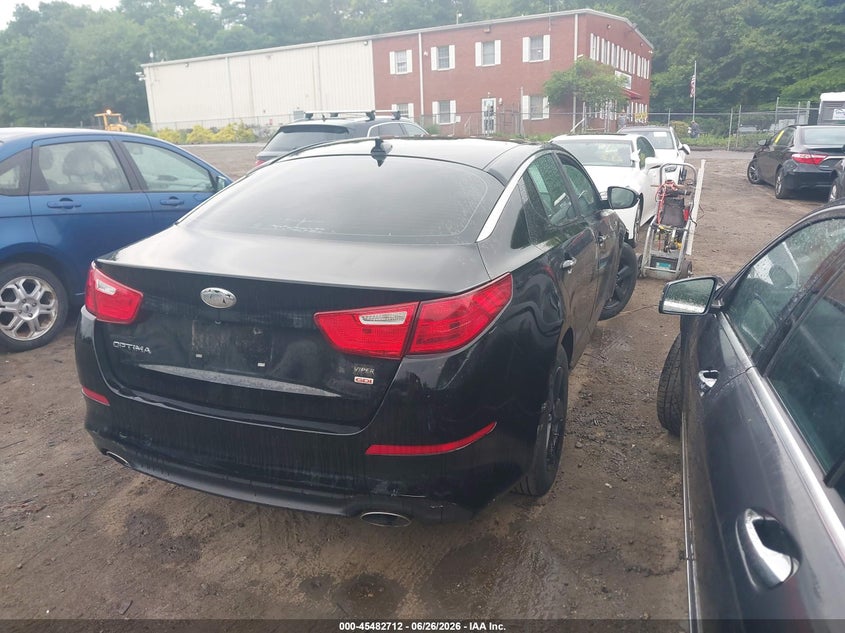 2014 Kia Optima VIN 5XXGM4A75EG294927 IAAI salvage auction — LEFT FRONT, Clear (Massachusetts), sold $425 on 2026-07-07 (photo 4)
