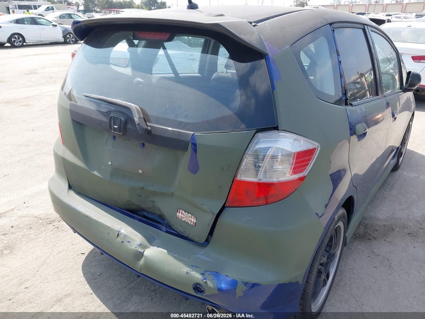 2010 Honda Fit VIN JHMGE8H46AS008226 IAAI salvage auction — REAR END, Salvage (California), sold $800 on 2026-07-15 (photo 6)