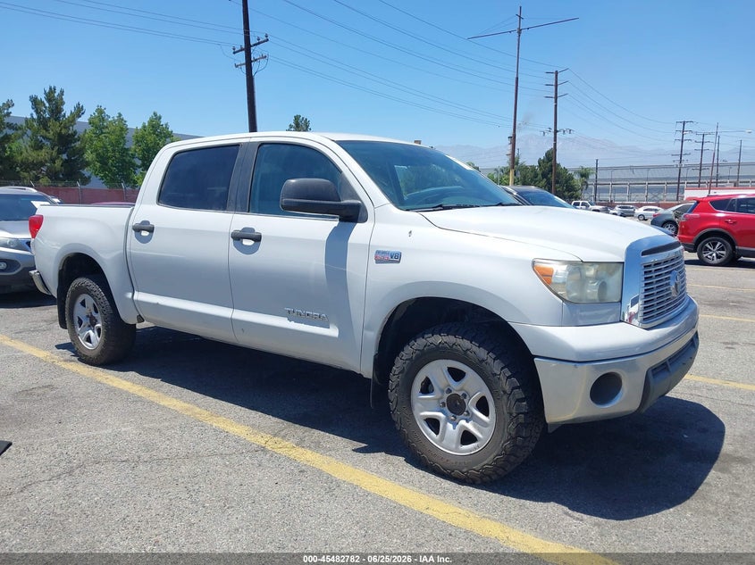 2011 Toyota Tundra VIN 5TFEY5F19BX102774 IAAI salvage auction — NORMAL WEAR, Clear - Dealer Only (California), sold $2,900 on 2026-07-28 (photo 1)