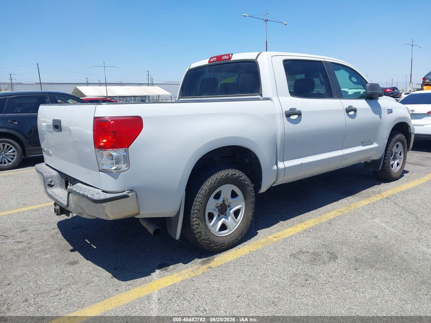 2011 Toyota Tundra VIN 5TFEY5F19BX102774 IAAI salvage auction — NORMAL WEAR, Clear - Dealer Only (California), sold $2,900 on 2026-07-28 (photo 4)