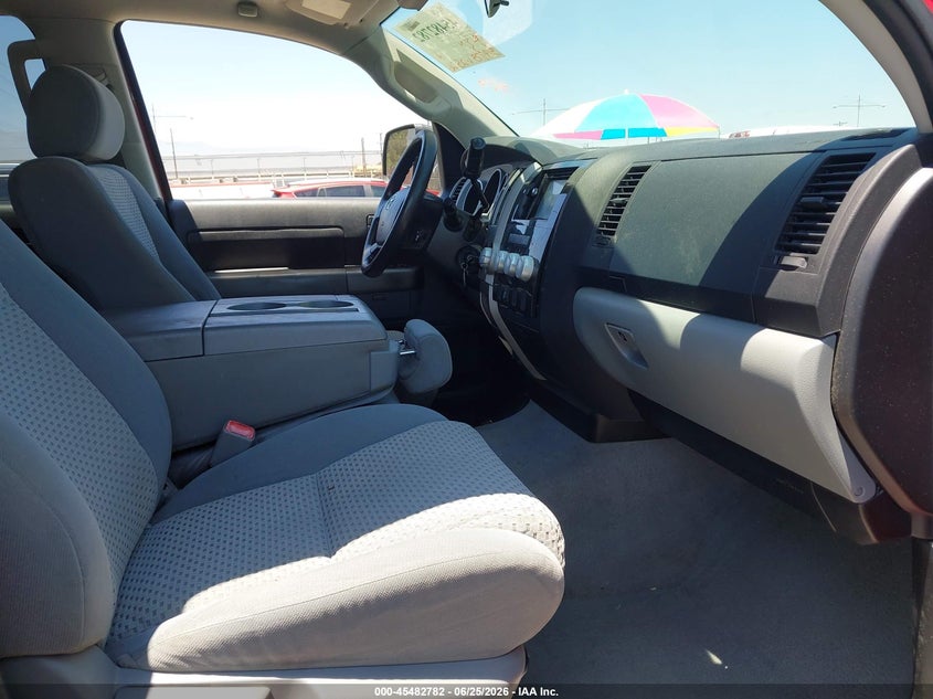 2011 Toyota Tundra VIN 5TFEY5F19BX102774 IAAI salvage auction — NORMAL WEAR, Clear - Dealer Only (California), sold $2,900 on 2026-07-28 (photo 5)