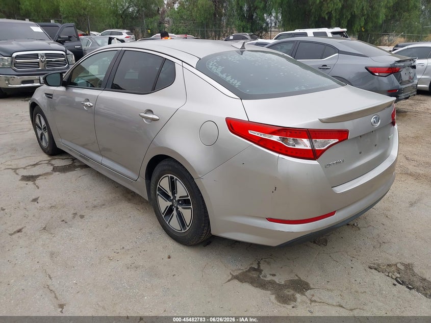 2011 Kia Optima hybrid VIN KNAGM4AD7B5004965 IAAI salvage auction — NORMAL WEAR, Clear - Dealer Only (California), sold $550 on 2026-07-14 (photo 3)