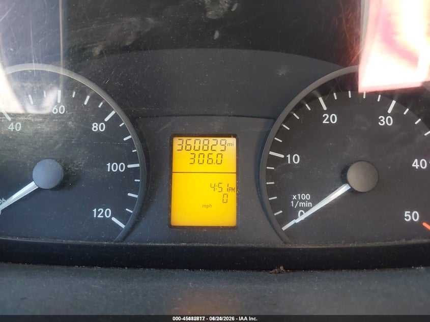 2011 Mercedes-benz Sprinter VIN WD3PE8CB5B5606048 IAAI salvage auction — RIGHT FRONT, Clear (Virginia), sold $600 on 2026-07-29 (photo 7)
