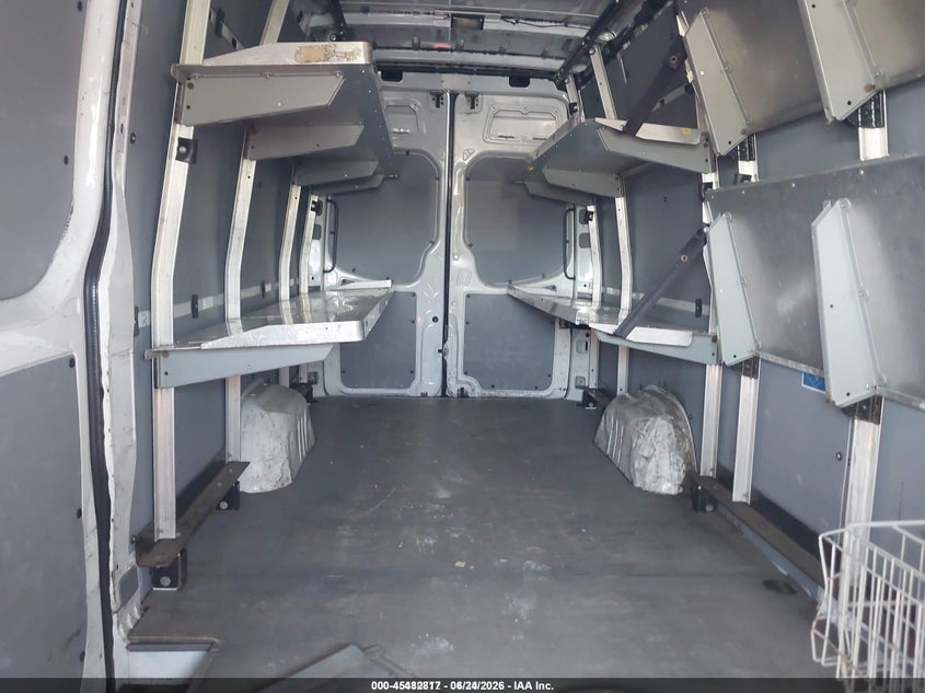 2011 Mercedes-benz Sprinter VIN WD3PE8CB5B5606048 IAAI salvage auction — RIGHT FRONT, Clear (Virginia), sold $600 on 2026-07-29 (photo 8)