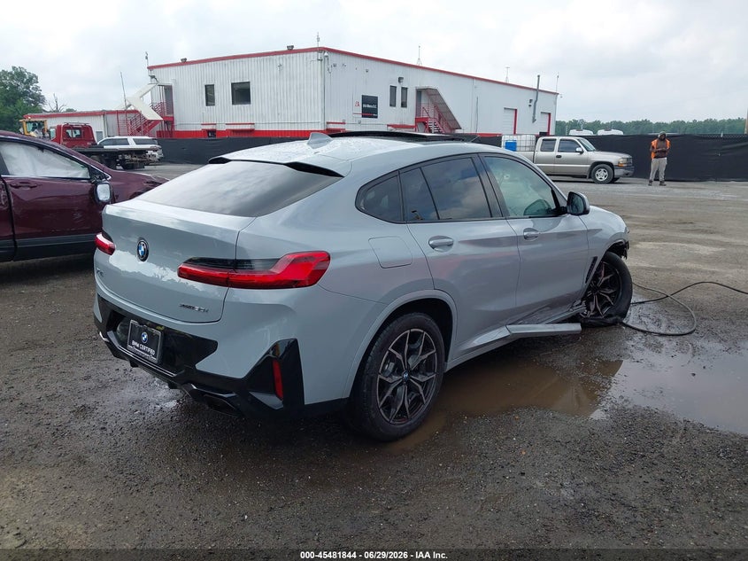 2024 BMW X4 VIN 5UX33DT04R9T42467 IAAI salvage auction — FRONT END, Salvage Title, sold $9,100 on 2026-08-23 (photo 4)