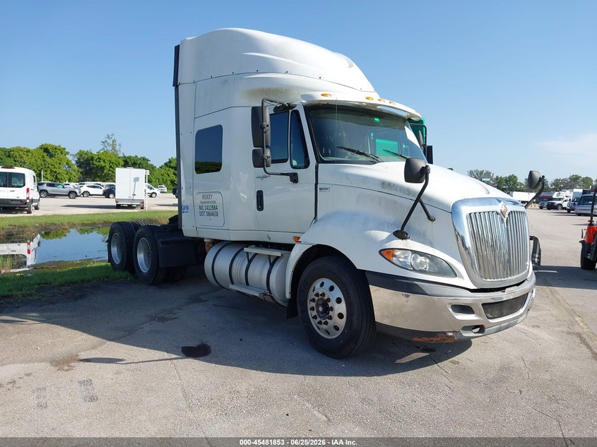 2012 International Prostar VIN 3HSDHSJR4CN116145 IAAI salvage auction — NORMAL WEAR, Clear (Florida), sold $25 on 2026-07-30 (photo 1)