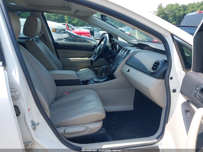 2010 Mazda Cx-7 VIN JM3ER4WL3A0321110 IAAI salvage auction — NORMAL WEAR, Clear (New York), sold $1,800 on 2026-07-07 (photo 5)